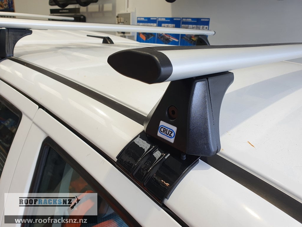 Toyota Hilux 2015-2026 Bare Roof Roof Racks