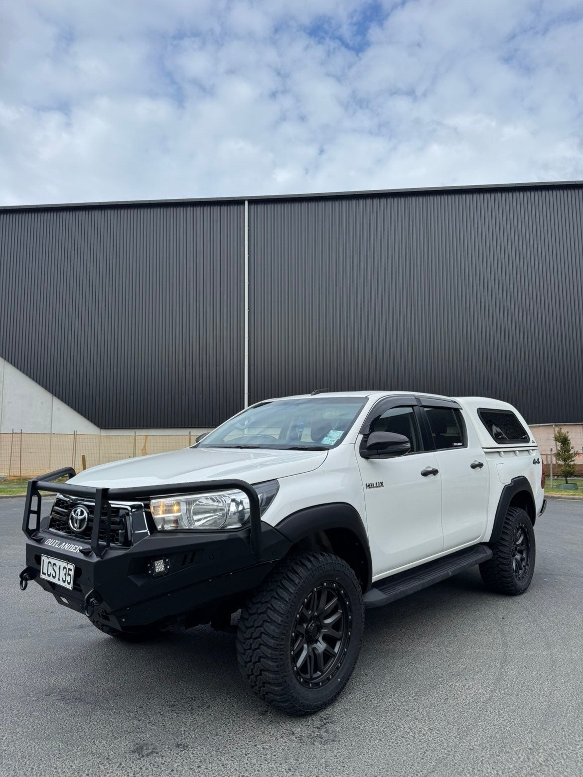 Toyota Hilux 2015 - 2020 Bull Bar | Loop