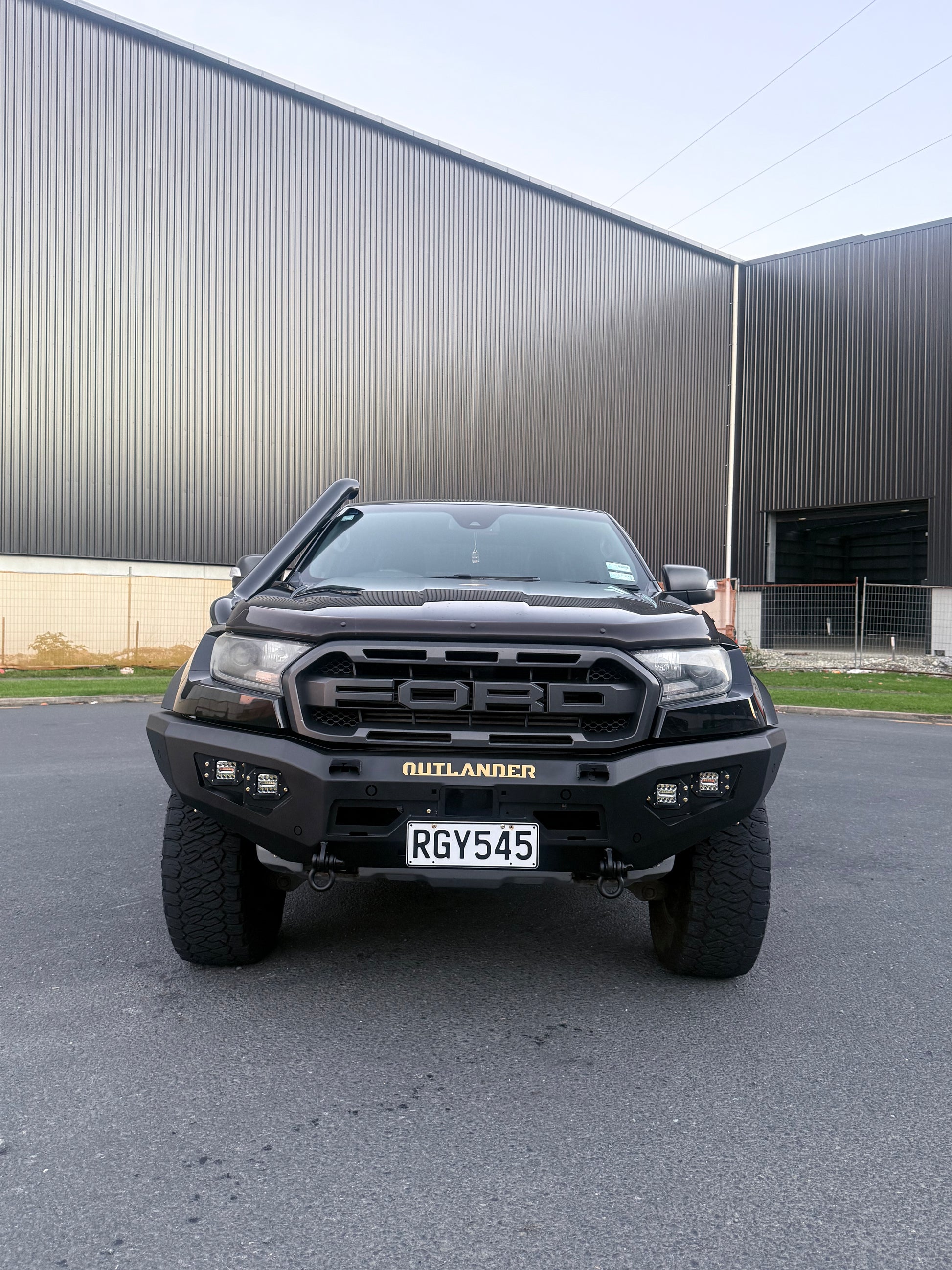 Ford Ranger Raptor | Loopless