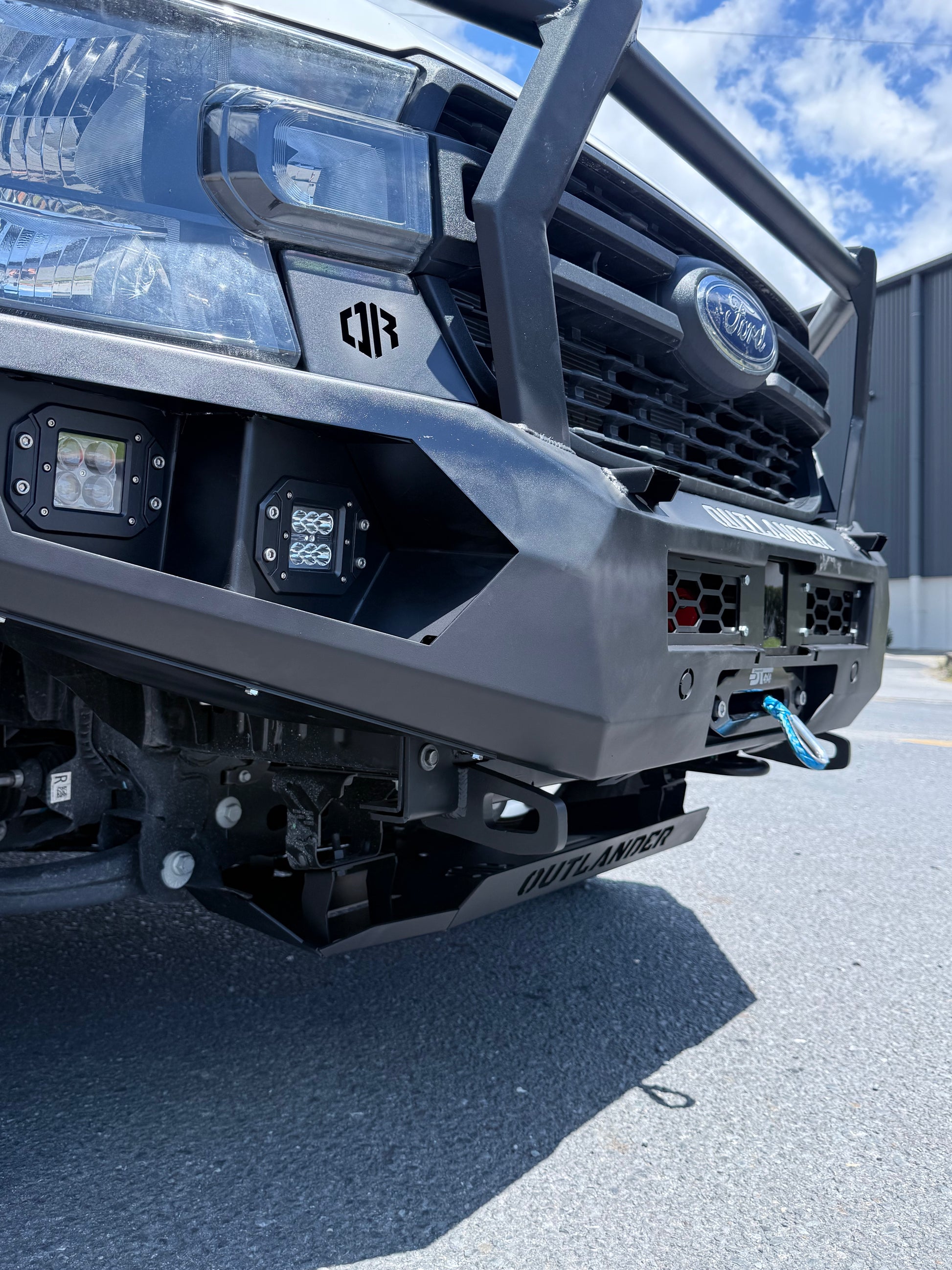 Ford Ranger 2022 - 2025 Bull Bar | Loop
