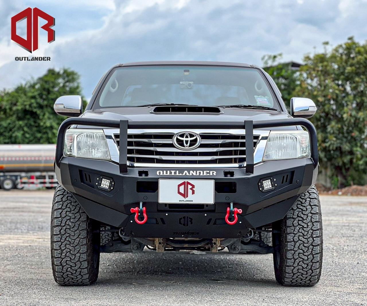 Toyota Hilux 2011-2015 Bull Bar | Loop